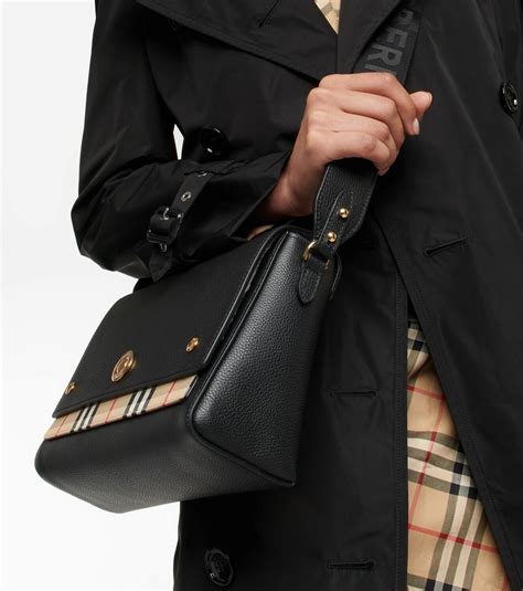 burberry note leather